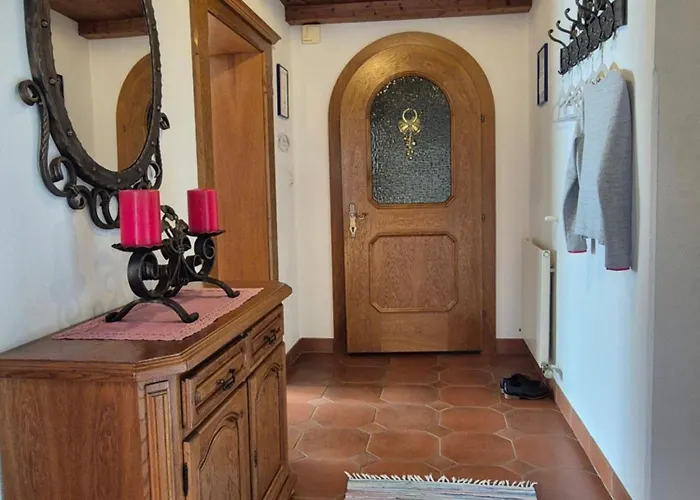 豪斯卡拉门塔尔酒店 公寓 *